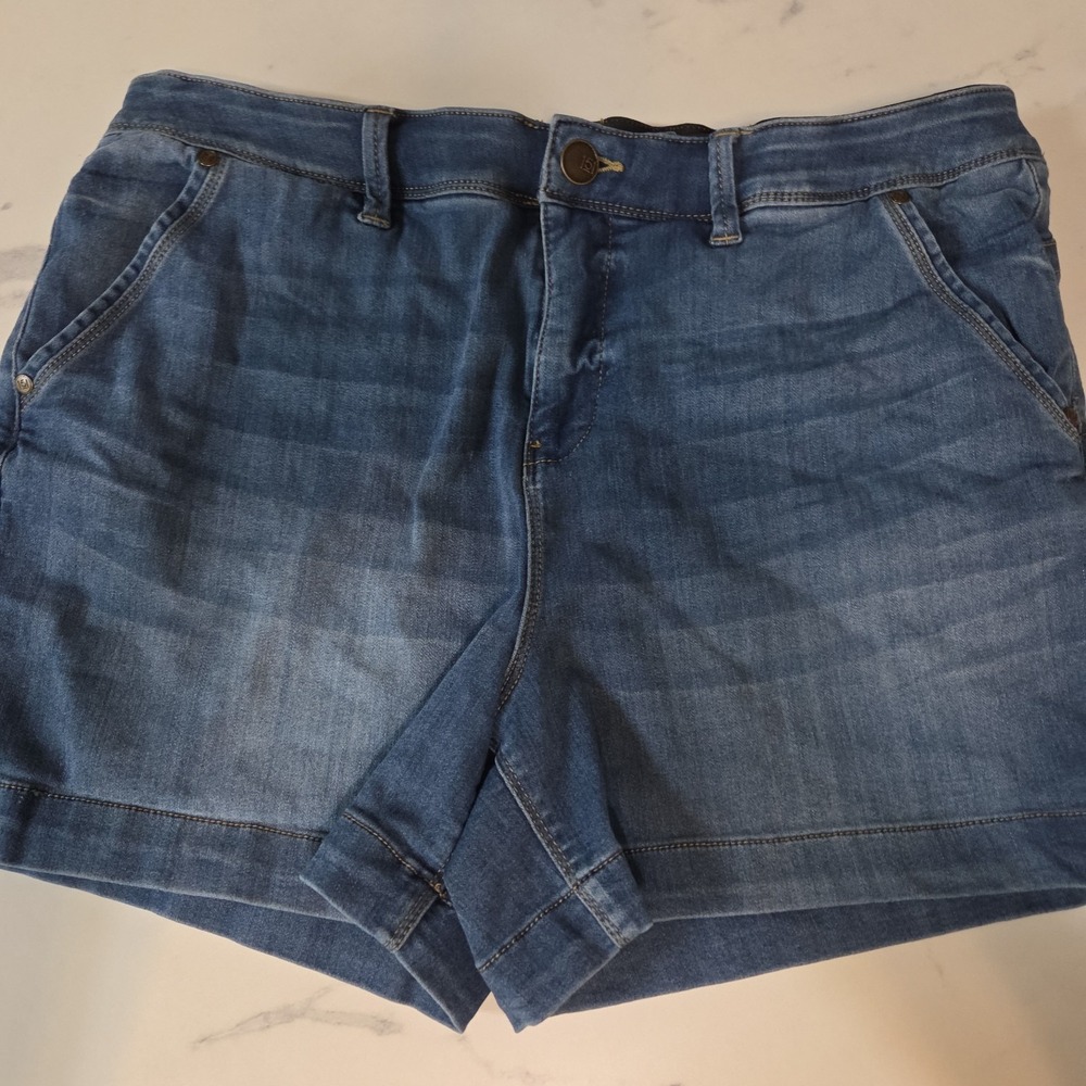 One 5 One Womens Denim Shorts Size 16/34 Blue Stretch Mid Rise Jean Shorts